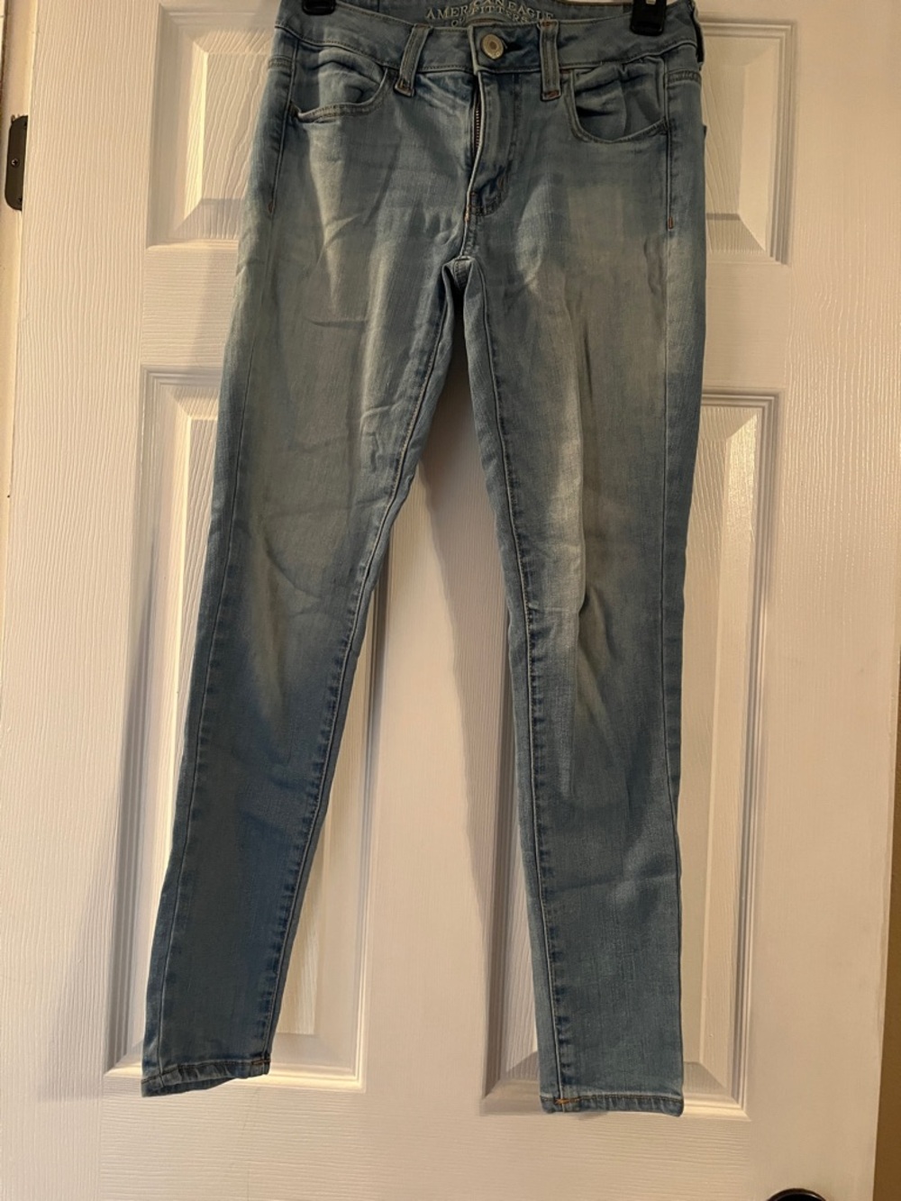 American Eagle Outfitters Light Wash Skinny Jeans - Women tag partially off